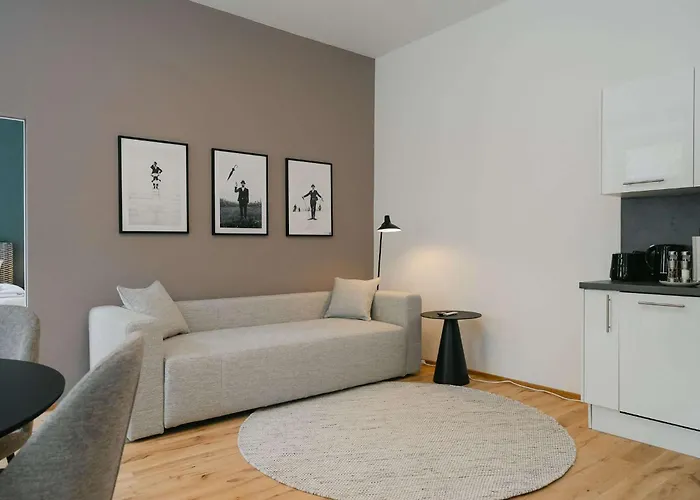 Calm 1br Perfect For 4-6 Metro Close To Naschmarkt Wien