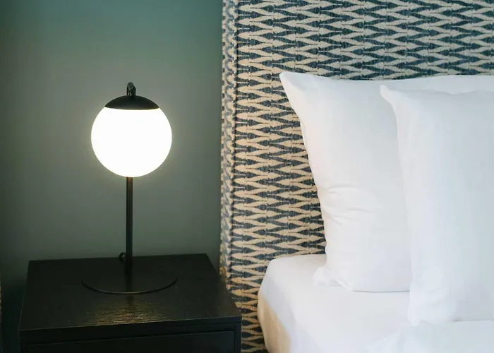 Calm 1br Perfect For 4-6 Metro Close To Naschmarkt * Wien