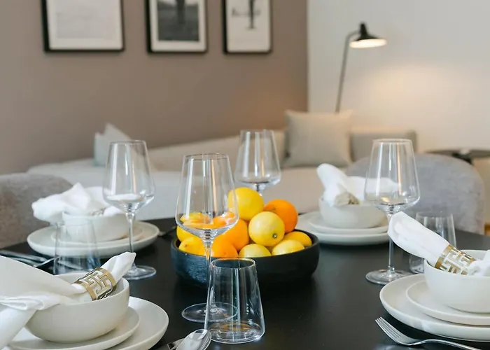Calm 1br Perfect For 4-6 Metro Close To Naschmarkt Wien
