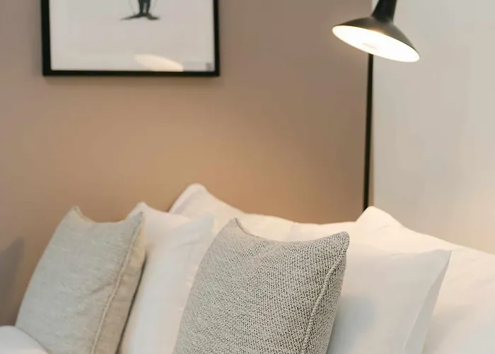 Apartment Calm 1br Perfect For 4-6 Metro Close To Naschmarkt Wien